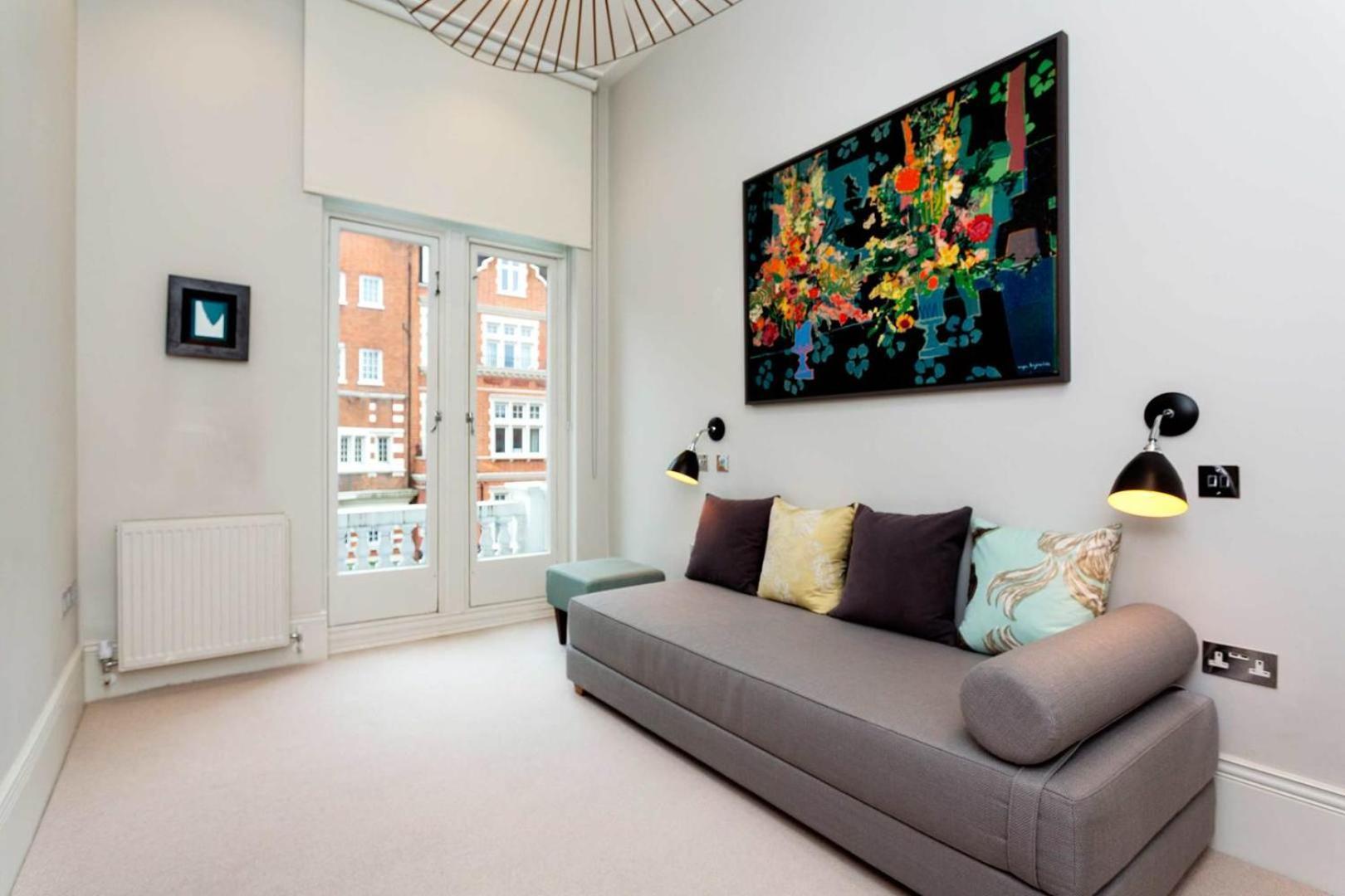 Veeve - Gateway To Notting Hill Londra